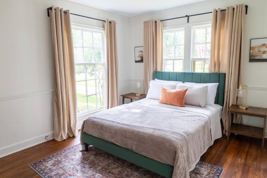 J Birds' Cottage Midtown Мемфис Экстерьер фото